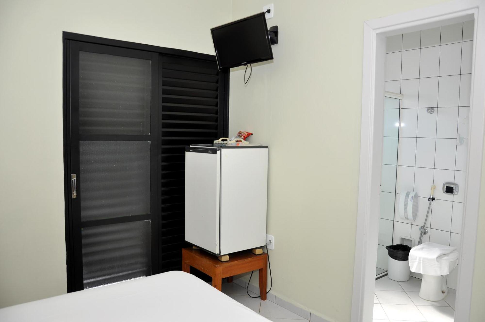 Hotel Carolina Plaza Uberaba Zewnętrze zdjęcie