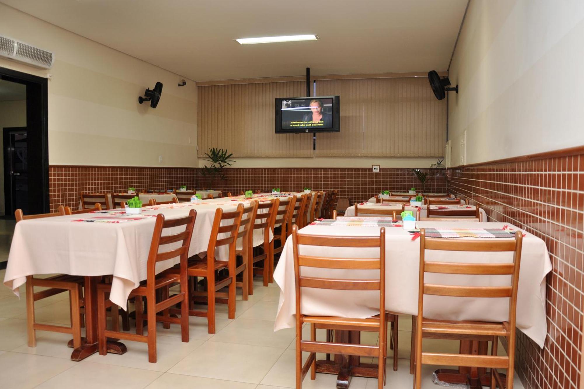 Hotel Carolina Plaza Uberaba Zewnętrze zdjęcie