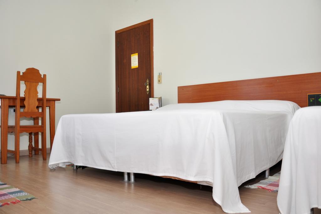 Hotel Carolina Plaza Uberaba Zewnętrze zdjęcie