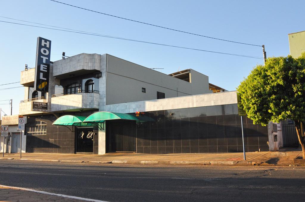 Hotel Carolina Plaza Uberaba Zewnętrze zdjęcie